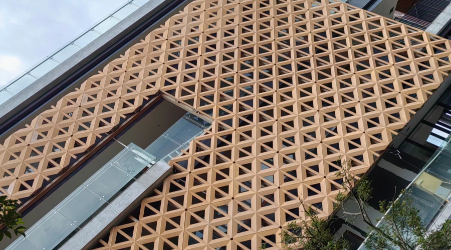 惠州茶园UHPC镂空幕墙板完工落地效果