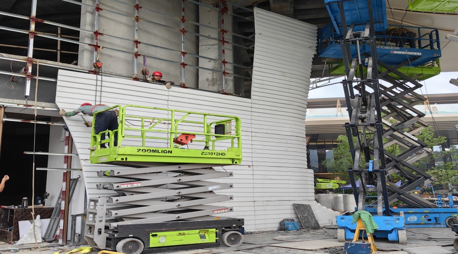 UHPC构件安装现场