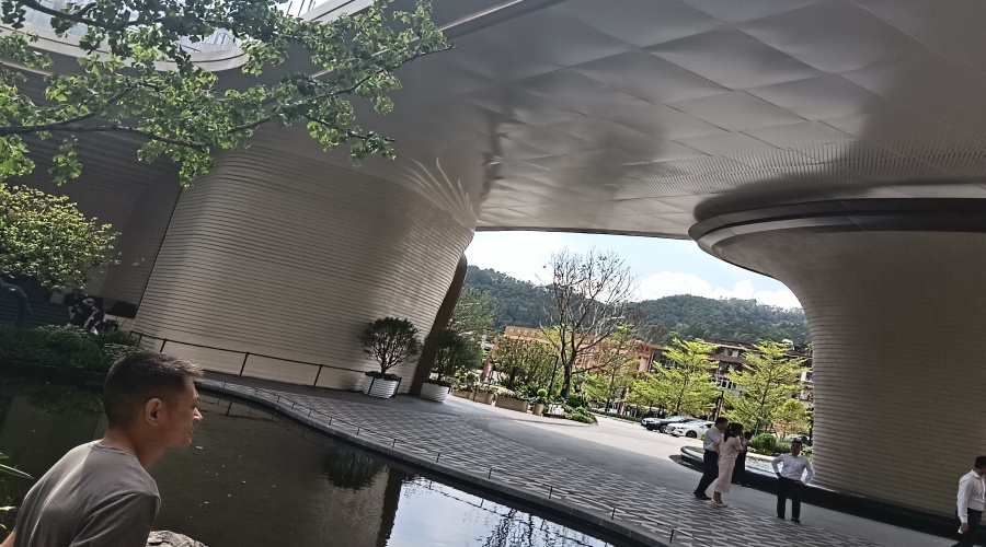 UHPC外墙挂板